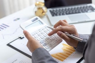 Teciomar Ábila apresenta um guia prático para você organizar suas finanças em apenas 30 dias!