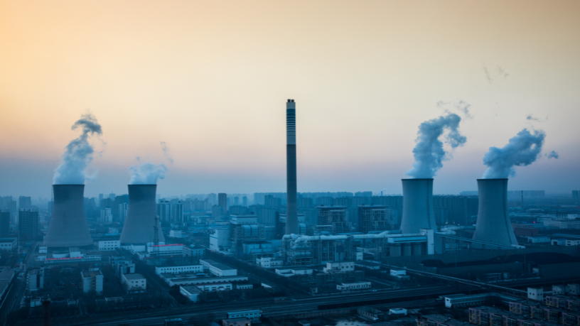 A geração de energia a partir de resíduos sólidos com a expertise da Versa Engenharia Ambiental mostra caminhos sustentáveis para o futuro urbano.